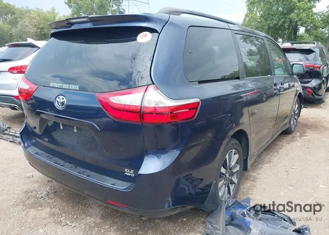 2019 Toyota Sienna Xle/Xle Premium/Limited/Limited Premium z USA, uszkodzony, nr VIN 5TDDZ3DC0KS217125